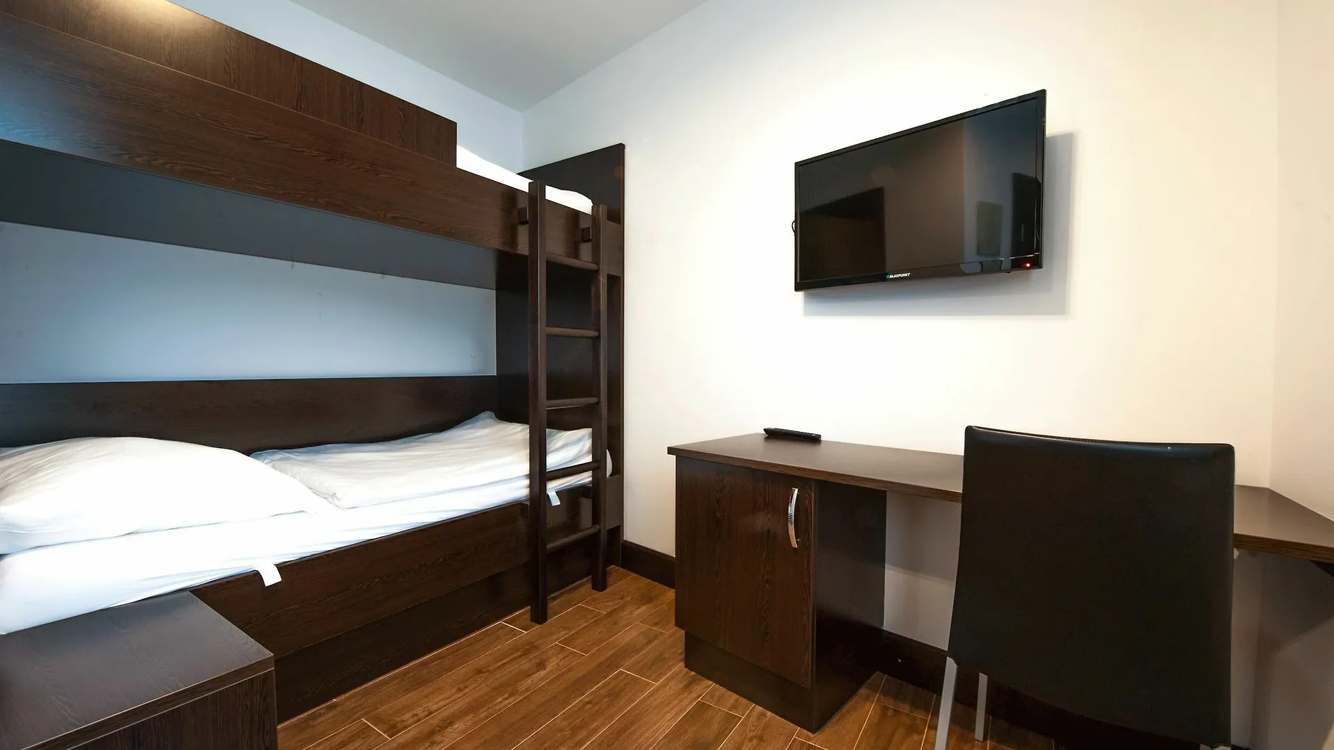 ***  Hotel Koenig Vienna Austria